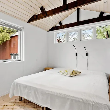 3 Bedroom Cozy In Nyaraló